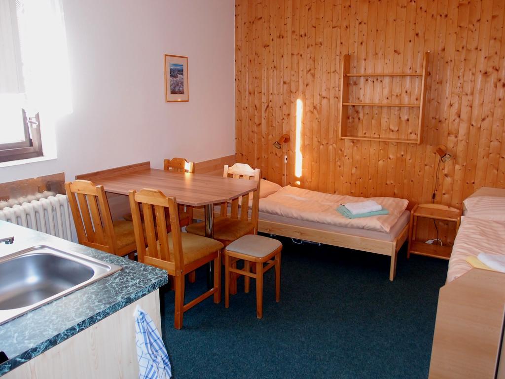 Pension Kubat Hotel Špindlerŭv Mlýn Екстериор снимка